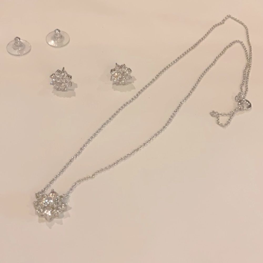 3 piece earring necklace set